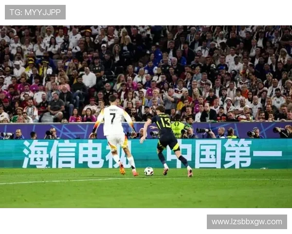 湘超决赛永州一比零力克常德谷文杰头球绝杀加冕冠军荣耀绿茵之战